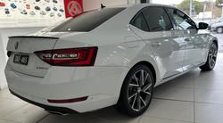 2018 SKODA
Superb 206TSI SportLine