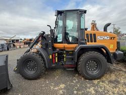 2023 CASE 521G - Xt