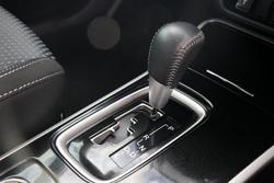2020 Mitsubishi Outlander ES ZL MY20 AWD White