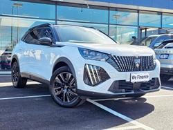 2025 Peugeot 2008 GT Hybrid