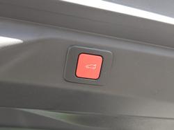 2025 Peugeot 3008 GT Premium Hybrid P64 MY25 Okenite White