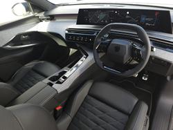 2025 Peugeot 3008 GT Premium Hybrid P64 MY25 Okenite White