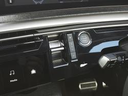 2025 Peugeot 3008 GT Premium Hybrid P64 MY25 Okenite White