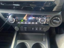 2019 Toyota Hilux Rugged X GUN126R 4X4 Dual Range WHITE