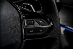 2025 Peugeot 2008 GT Hybrid P24 MY25 Nera Black