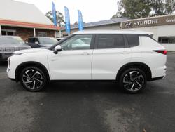 2025 Mitsubishi Outlander PHEV Aspire