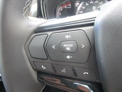 2025 Isuzu D-MAX BLADE