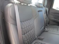 2025 Isuzu D-MAX BLADE