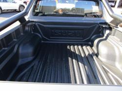 2025 Isuzu D-MAX BLADE