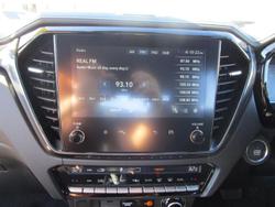 2025 Isuzu D-MAX BLADE