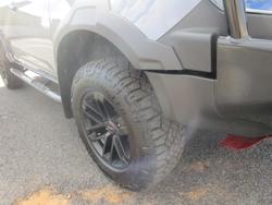 2025 Isuzu D-MAX BLADE