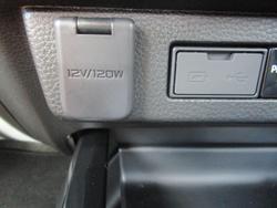 2025 Isuzu D-MAX BLADE