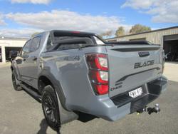 2025 Isuzu D-MAX BLADE