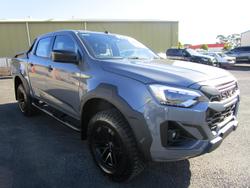 2025 Isuzu D-MAX BLADE