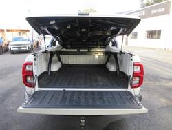 2021 Toyota Hilux Rugged X