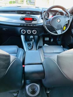 2014 Alfa Romeo Giulietta Progression Series 0 Grey