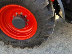 0 Kubota M7-132S-50-T2 Std 50K Deluxe Fel Stock Unit Price Drop Orange