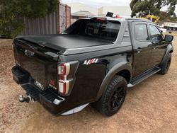 2022 Isuzu D-MAX X-TERRAIN MY23 4X4 Dual Range Basalt Black