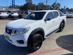 2015 Nissan
                Navara RX