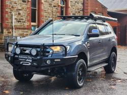 2015 Ford
Everest Trend