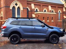2015 Ford
Everest Trend