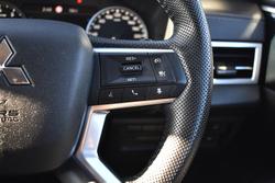 2023 Mitsubishi Outlander LS ZM MY23 White