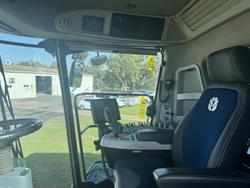 2015 New Holland
Cr9.90