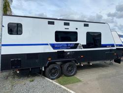 2025 New Age Caravans 2025 New Age Caravans Manta Ray Expedition