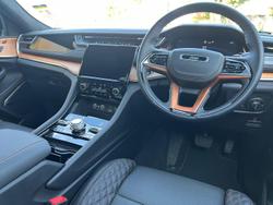 2022 Jeep
Grand Cherokee L Summit Reserve