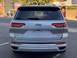 2022 Jeep
Grand Cherokee L Summit Reserve