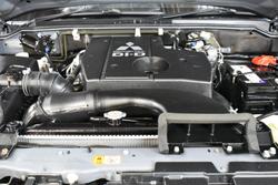 2017 Mitsubishi
Pajero GLX