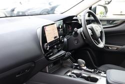 2025 Lexus NX250 NX250 Base 2.5L Petrol Automatic Wagon 2M00110 001