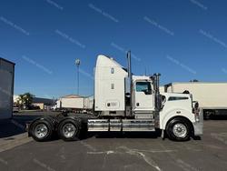 2015 Kenworth T909 Prime Mover