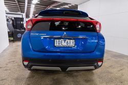 2018 Mitsubishi
                Eclipse Cross LS