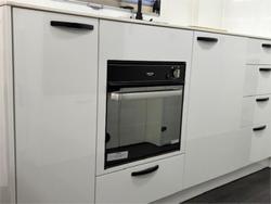 2021 Zone RV SUMMIT Rear Club Lounge & Centre Bathroom Black
