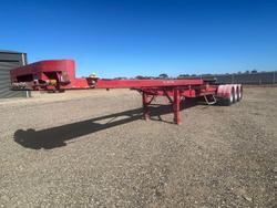 2010 Maxitrans Retractable Triaxle Skel Lead Trailer