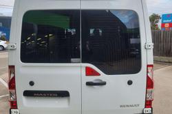 2017 Renault Master X62 Glacier White