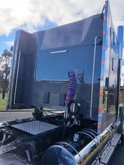 2024 Kenworth T610sar SAR