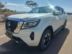 2025 Nissan Navara ST-X