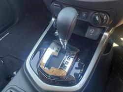 2025 Nissan Navara ST-X