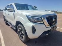 2025 Nissan Navara ST-X