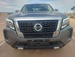 2024 Nissan
Navara ST