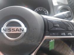 2024 Nissan
Navara ST