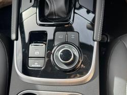 2025 Isuzu MU-X LS-T