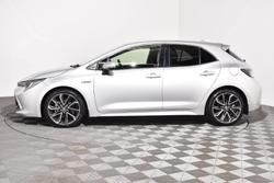 2019 Toyota
Corolla ZR Hybrid