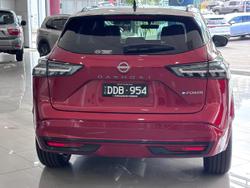 2025 Nissan QASHQAI N-DESIGN e-POWER J12 MY25 Fuji Sunset Red with Onyx Black Roof