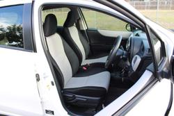 2012 Toyota Yaris YR NCP130R Glacier White