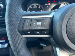 2025 Mitsubishi
Triton GLX-R