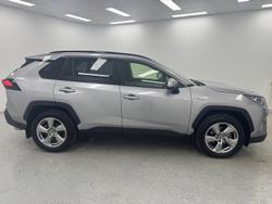 2020 Toyota RAV4 GXL AXAH52R Silver Sky