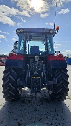 2022 Massey Ferguson 5712S Red